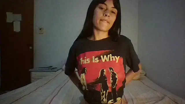 Snapshot of melodybar27 chatting on December 31, 2024, 2:58 pm melodybar27 online show from December 31, 2024, 2:58 pm