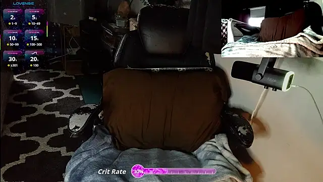 8inchpunkcub online show from November 21, 2025, 5:11 pm