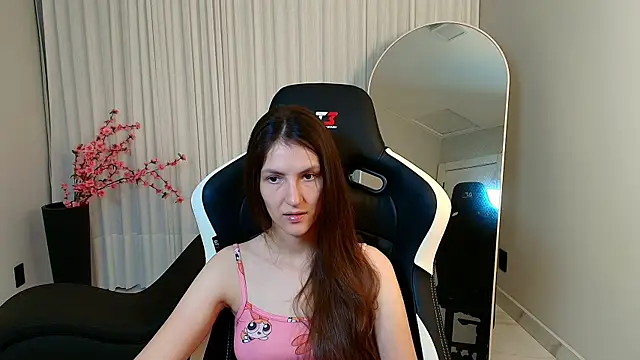 upssnowy online show from October 22, 2025, 5:45 pm