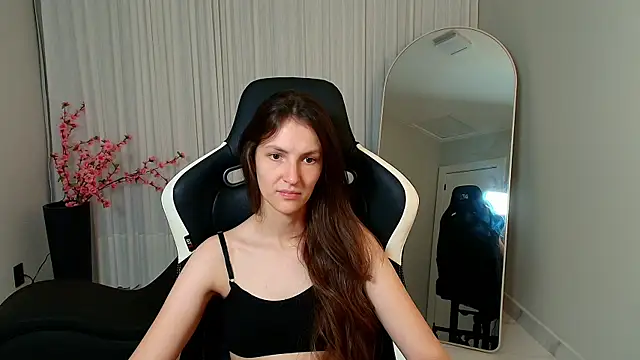 upssnowy online show from October 28, 2025, 8:00 pm