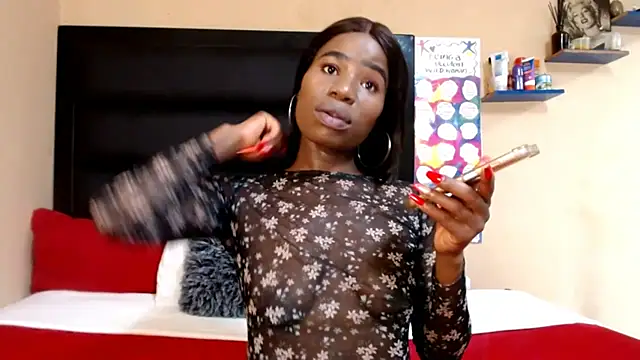 Snapshot of LongPussyLipsxx chatting on January 21, 2025, 7:17 pm LongPussyLipsxx online show from January 21, 2025, 7:17 pm