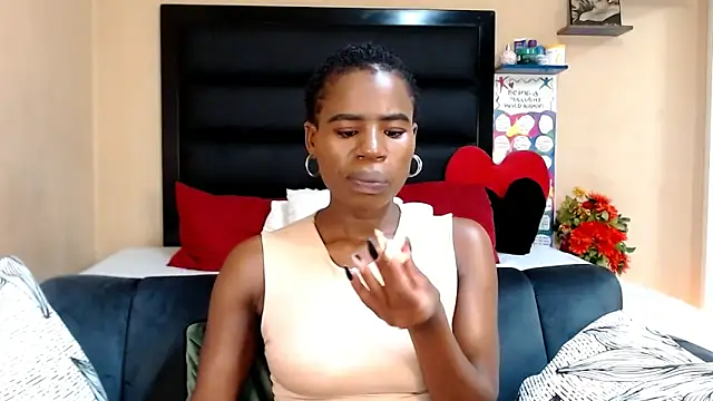 Snapshot of LongPussyLipsxx chatting on March 22, 2025, 4:58 pm LongPussyLipsxx online show from March 22, 2025, 4:58 pm