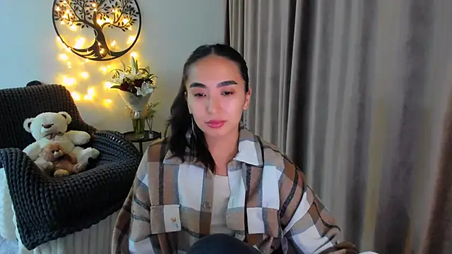 worldofkim online show from February 20, 2026, 10:32 pm