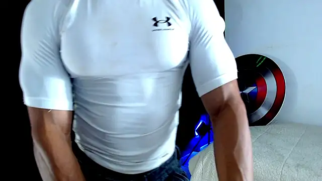 Antonywebb94 online show from March 8, 2026, 2:04 am