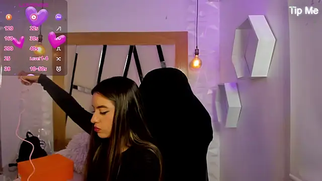 ary cooper  online show from September 29, 2025, 1:27 pm