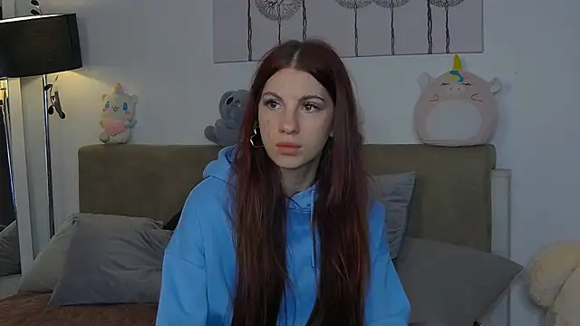 CassKiera online show from October 15, 2025, 5:18 am