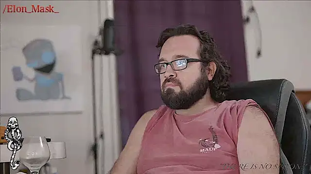 Snapshot of Seraph_De_La_Luna chatting on January 1, 2025, 7:41 am Seraph De La Luna online show from January 1, 2025, 7:41 am