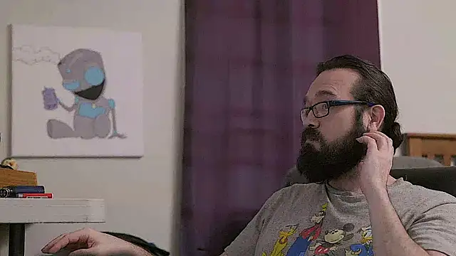 Snapshot of Seraph_De_La_Luna chatting on March 23, 2025, 12:15 am Seraph De La Luna online show from March 23, 2025, 12:15 am