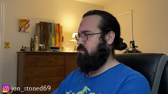 Snapshot of Seraph_De_La_Luna chatting on January 10, 2026, 2:02 am Seraph De La Luna online show from January 10, 2026, 2:02 am