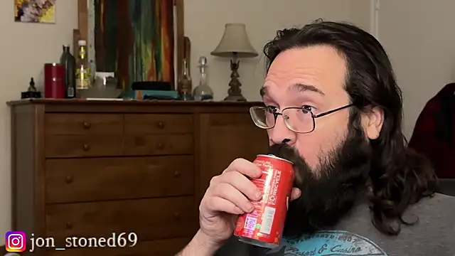 Snapshot of Seraph_De_La_Luna chatting on January 14, 2026, 5:02 am Seraph De La Luna online show from January 14, 2026, 5:02 am