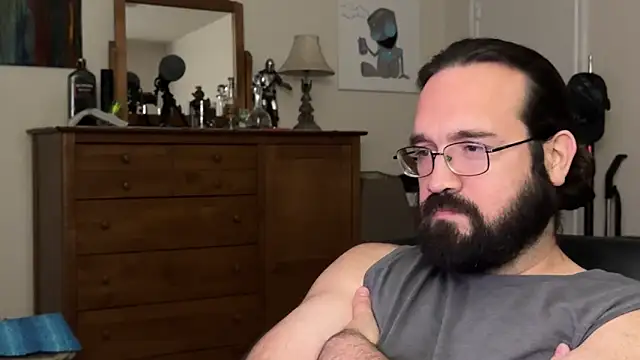 Snapshot of Seraph_De_La_Luna chatting on May 26, 2026, 5:03 am Seraph De La Luna online show from May 26, 2026, 5:03 am