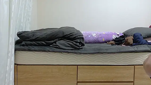 mini 69 online show from October 27, 2025, 9:46 am