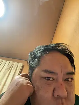 Snapshot of punk0805 chatting on February 2, 2026, 11:20 am punk0805 online show from February 2, 2026, 11:20 am