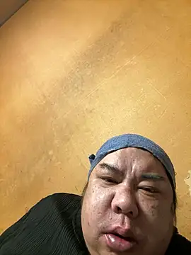 Snapshot of punk0805 chatting on February 9, 2026, 12:53 pm punk0805 online show from February 9, 2026, 12:53 pm