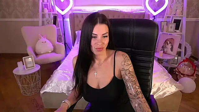 IsabellaFoxyy online show from March 7, 2025, 4:44 pm