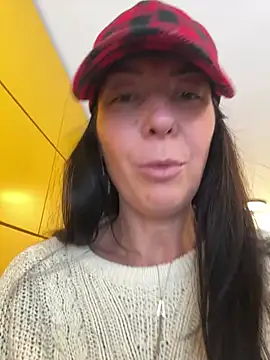 eveangelll online show from February 18, 2025, 10:27 am