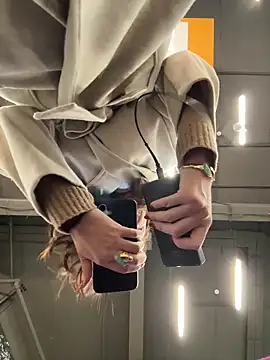 eveangelll online show from February 9, 2026, 8:29 am