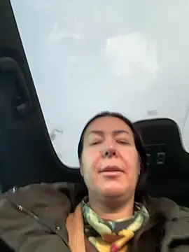 Snapshot of eveangelll chatting on March 3, 2026, 5:24 am eveangelll online show from March 3, 2026, 5:24 am