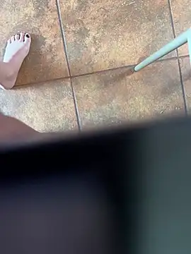 Snapshot of eveangelll chatting on March 18, 2026, 8:06 am eveangelll online show from March 18, 2026, 8:06 am