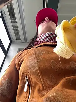 Snapshot of eveangelll chatting on March 26, 2026, 5:24 am eveangelll online show from March 26, 2026, 5:24 am