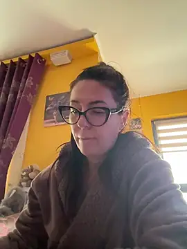 Snapshot of eveangelll chatting on March 28, 2026, 9:09 am eveangelll online show from March 28, 2026, 9:09 am