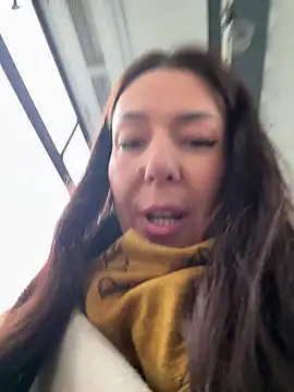 Snapshot of eveangelll chatting on April 4, 2026, 6:55 am eveangelll online show from April 4, 2026, 6:55 am