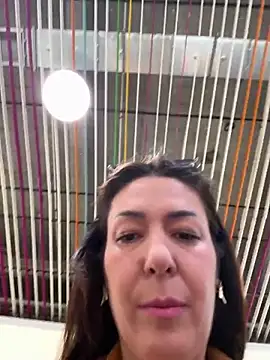 Snapshot of eveangelll chatting on April 6, 2026, 6:58 am eveangelll online show from April 6, 2026, 6:58 am