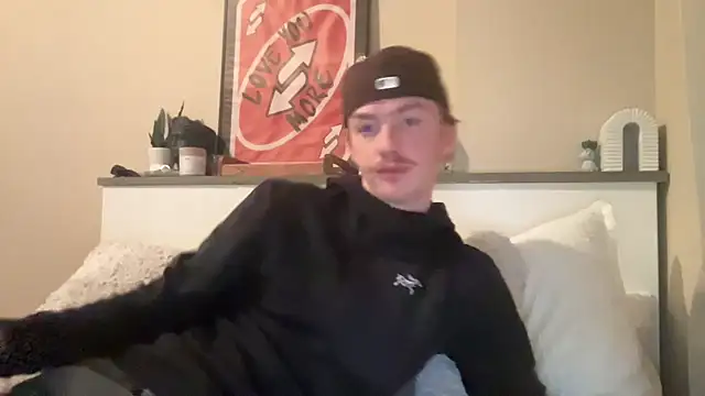 younghungginger online show from February 20, 2025, 2:18 am