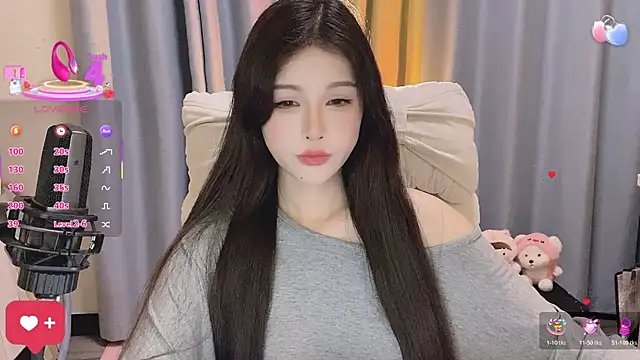 7-Love online show from April 15, 2026, 1:29 pm