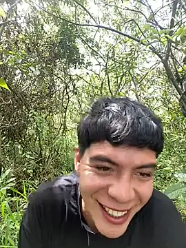 Snapshot of AlejoKhalifa_ chatting on December 7, 2024, 4:25 pm AlejoKhalifa online show from December 7, 2024, 4:25 pm