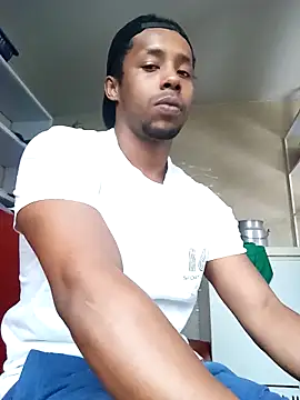 Snapshot of AlejoKhalifa_ chatting on October 7, 2025, 9:12 pm AlejoKhalifa online show from October 7, 2025, 9:12 pm
