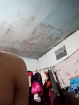 Snapshot of pene_latinoriico chatting on March 6, 2025, 12:32 am pene latinoriico online show from March 6, 2025, 12:32 am