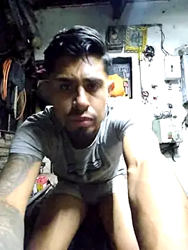 Snapshot of pene_latinoriico chatting on October 18, 2025, 6:16 am pene latinoriico online show from October 18, 2025, 6:16 am