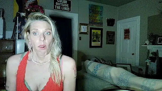 Snapshot of Glamazonx chatting on February 14, 2026, 7:38 am Glamazonx online show from February 14, 2026, 7:38 am