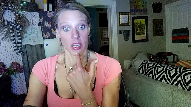 Glamazonx online show from April 4, 2026, 4:11 am