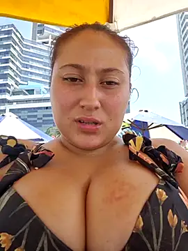 Celeem  online show from February 24, 2025, 8:14 pm