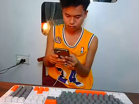 Asiantwink21 online show from September 17, 2025, 2:30 pm