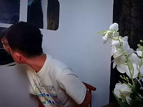 Asiantwink21 online show from October 1, 2025, 4:13 pm