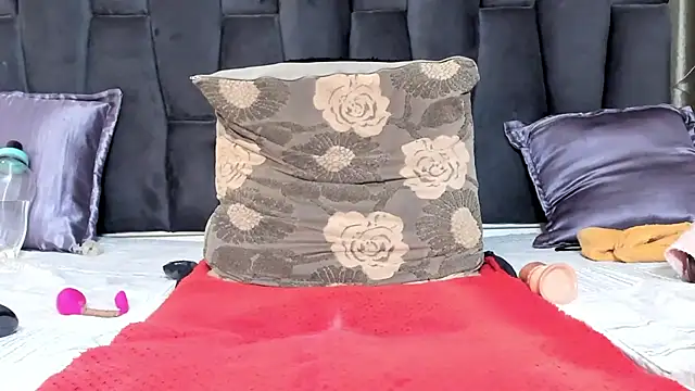 Snapshot of hot_milkbitch chatting on March 14, 2025, 3:25 pm hot milkbitch online show from March 14, 2025, 3:25 pm