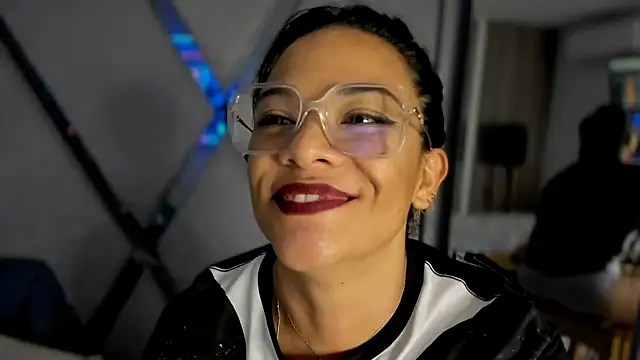 paula daniela1 online show from February 8, 2025, 2:15 am