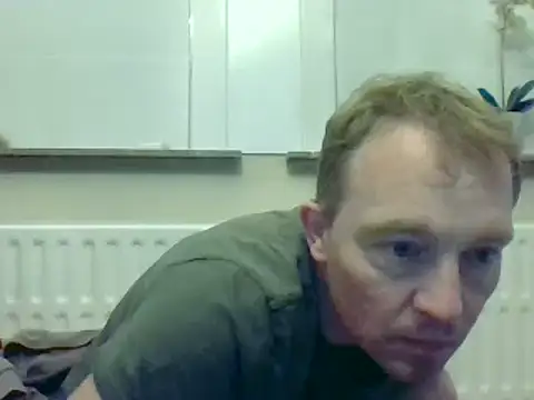 Snapshot of bertolini chatting on December 18, 2024, 10:24 pm bertolini online show from December 18, 2024, 10:24 pm