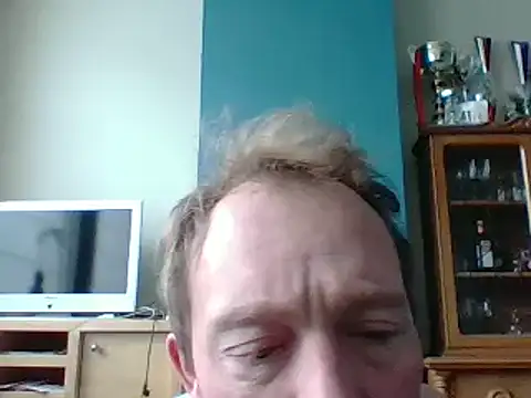 Snapshot of bertolini chatting on February 16, 2025, 8:43 am bertolini online show from February 16, 2025, 8:43 am
