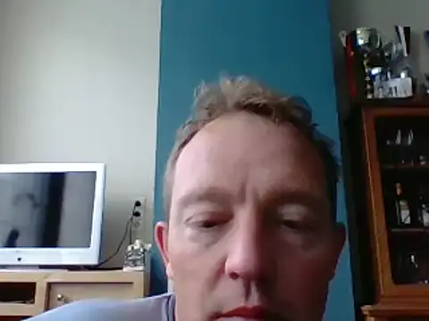 Snapshot of bertolini chatting on March 10, 2025, 7:53 am bertolini online show from March 10, 2025, 7:53 am