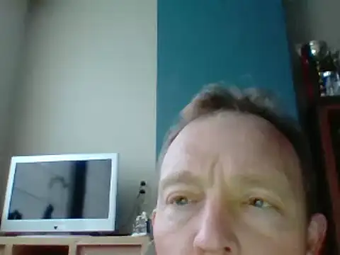 Snapshot of bertolini chatting on March 17, 2025, 5:38 pm bertolini online show from March 17, 2025, 5:38 pm