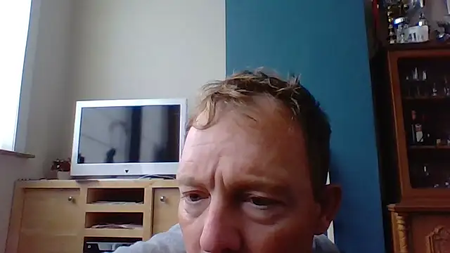 Snapshot of bertolini chatting on September 18, 2025, 12:51 pm bertolini online show from September 18, 2025, 12:51 pm