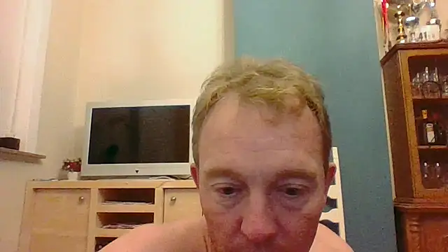 Snapshot of bertolini chatting on September 27, 2025, 7:19 pm bertolini online show from September 27, 2025, 7:19 pm