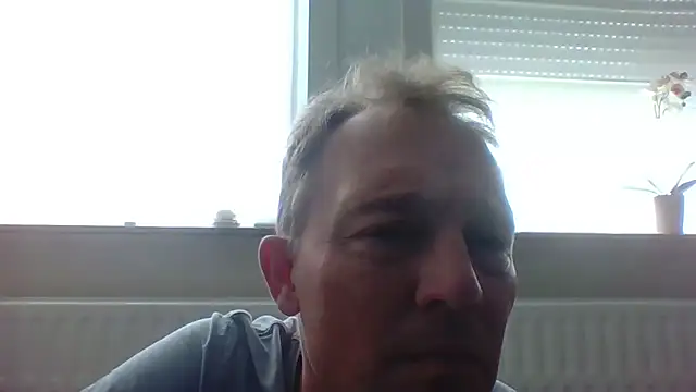 Snapshot of bertolini chatting on September 28, 2025, 12:54 pm bertolini online show from September 28, 2025, 12:54 pm