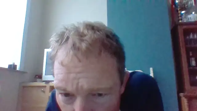 Snapshot of bertolini chatting on October 7, 2025, 6:32 am bertolini online show from October 7, 2025, 6:32 am