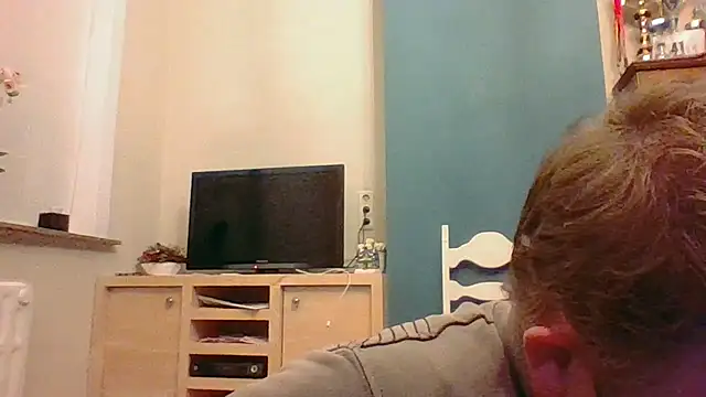 Snapshot of bertolini chatting on October 28, 2025, 6:32 pm bertolini online show from October 28, 2025, 6:32 pm