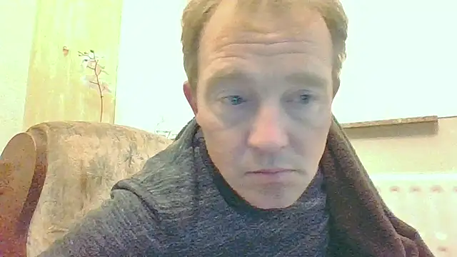 Snapshot of bertolini chatting on November 2, 2025, 9:39 pm bertolini online show from November 2, 2025, 9:39 pm